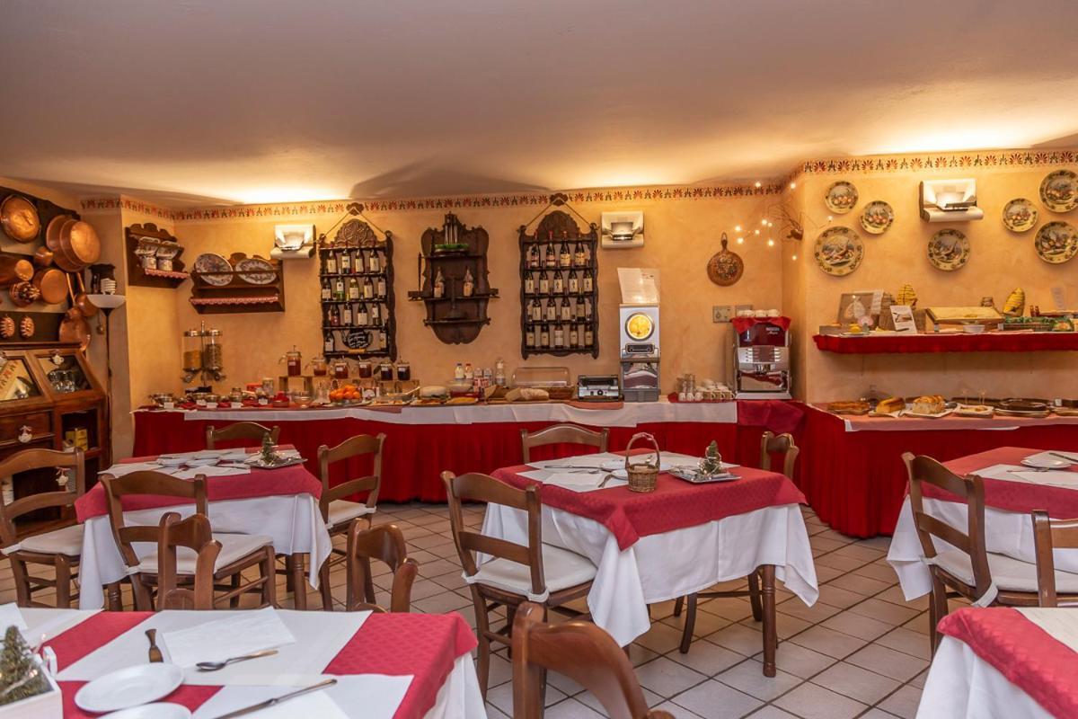Hotel Chaberton Cesana Torinese Exterior photo